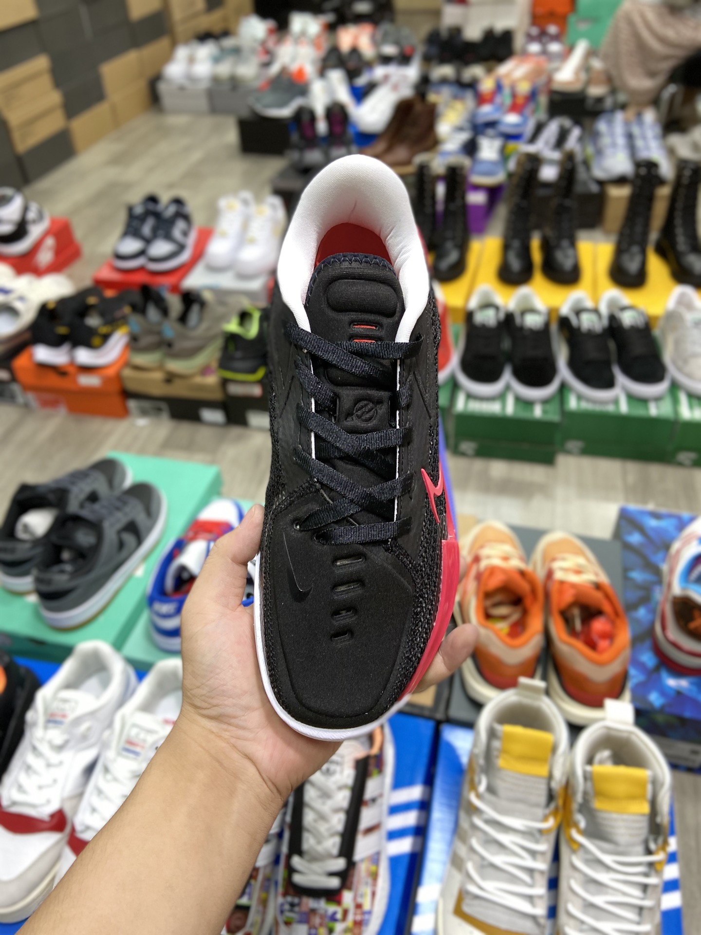240 耐克Nike Air Zoom G.T.Cut男女篮球鞋 G.T. Cut专为力求在场上大展身手CZ0176-003-莆田鞋,莆田鞋货源,高仿鞋,高仿鞋货源,安福档口,莆田高仿鞋,莆田鞋批发,高仿鞋批发,莆田高仿运动鞋,高仿运动鞋,莆田运动鞋 240 耐克Nike Air Zoom G.T.Cut男女篮球鞋 G.T. Cut专为力求在场上大展身手CZ0176-003