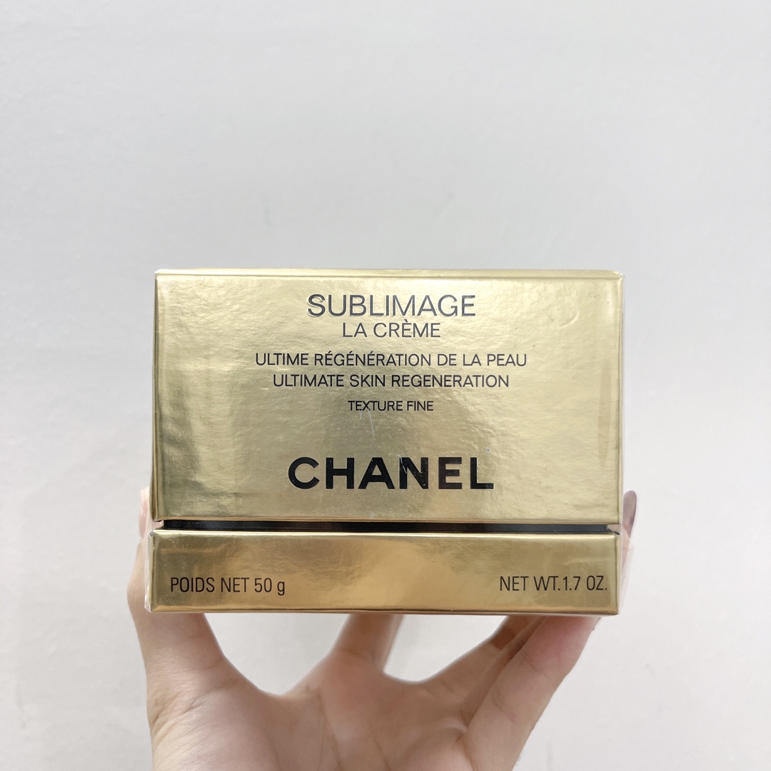 Chanel Sublimage La Crème Texture Fine - Ultimate Skin Regeneration