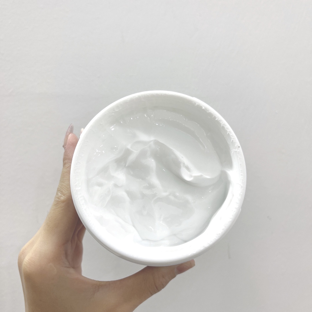 Valmont Prime Renewing Pack - Radiance Boosting Face Mask, 200ml 7 i1634528803 5261 3