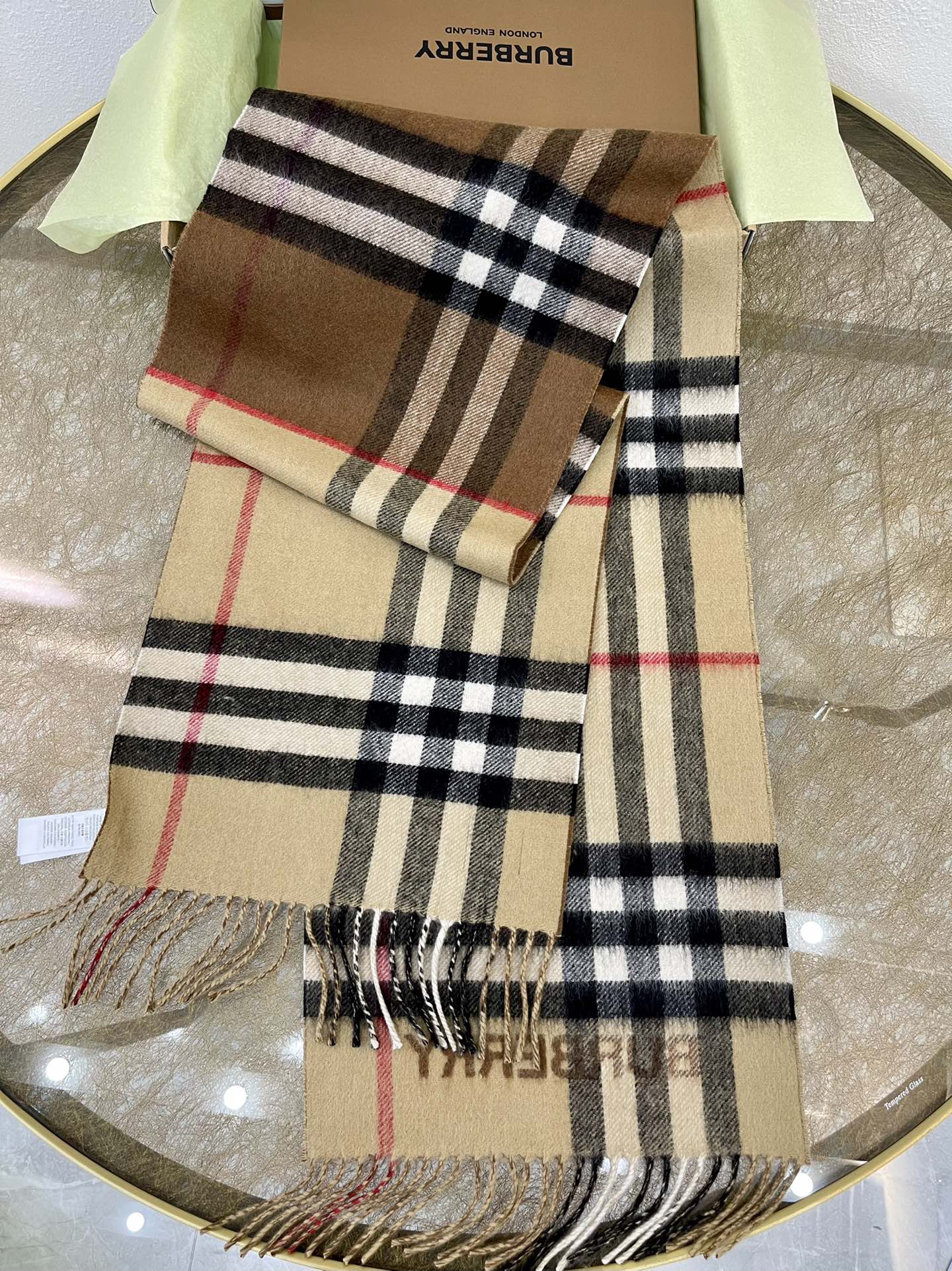 Burberry巴宝莉双色对比格纹羊绒围巾