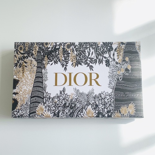 Dior Perfume Miniature Set, 4 x 30ml Travel Sprays, Coconut Tree Edition 1 Dior Perfume Miniature Set, 4 x 30ml Travel Sprays, Coconut Tree Edition