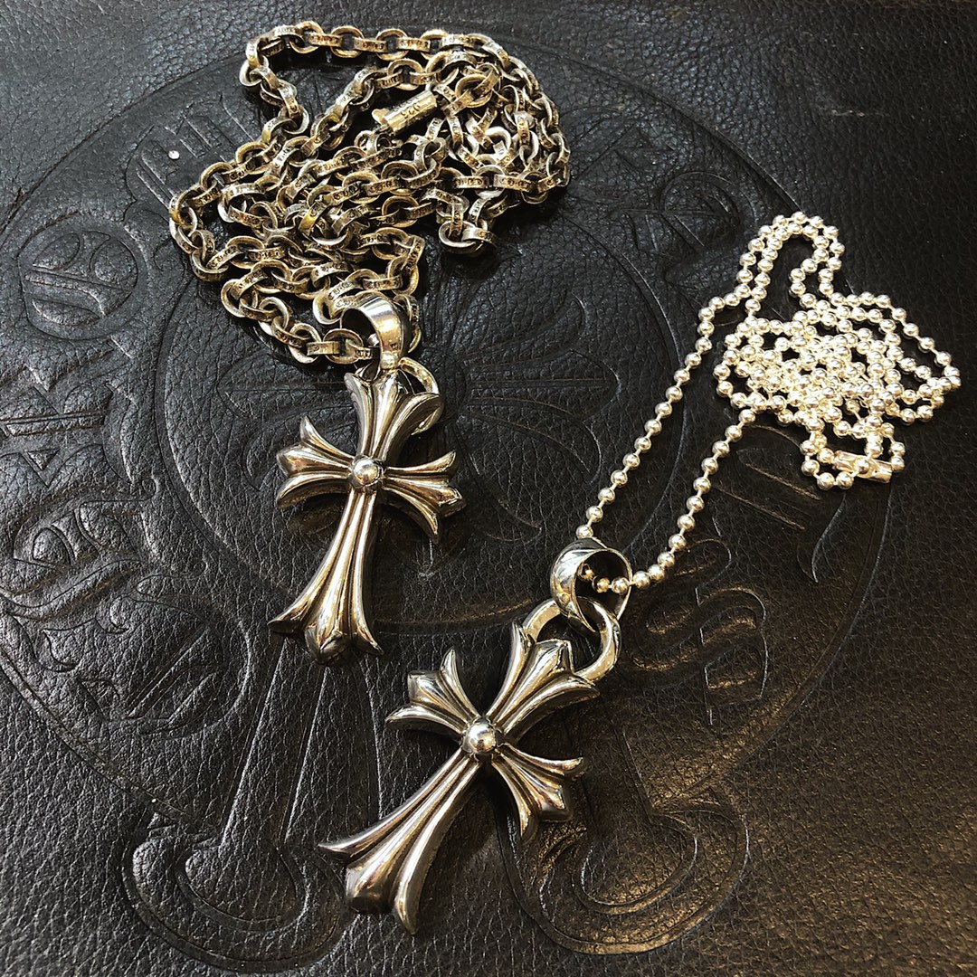 Chrome Hearts 𝐜𝐡𝐫𝐨𝐦𝐞 𝐡𝐞𝐚𝐫𝐭𝐬 克罗心 十字架