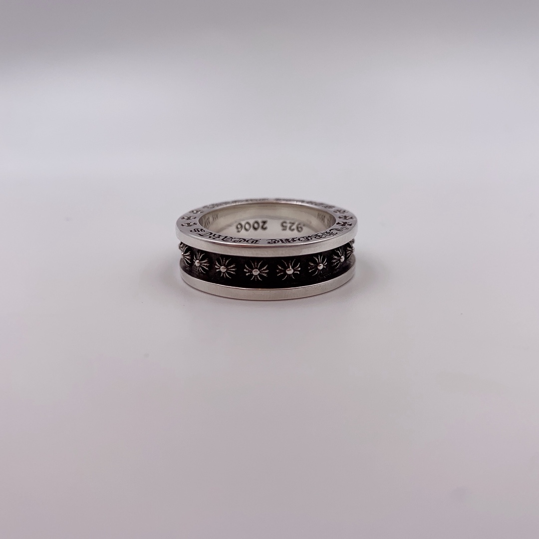 Chrome Hearts 𝐂𝐡𝐫𝐨𝐦𝐞 𝐡𝐞𝐚𝐫𝐭𝐬 克罗心Mini plus 十字花戒指