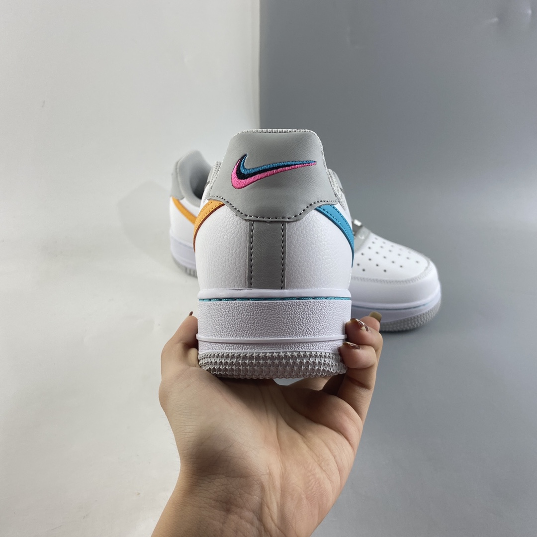 P220  NIKE Air Force 1 空军一号低帮运动休闲板鞋 DC8874-100