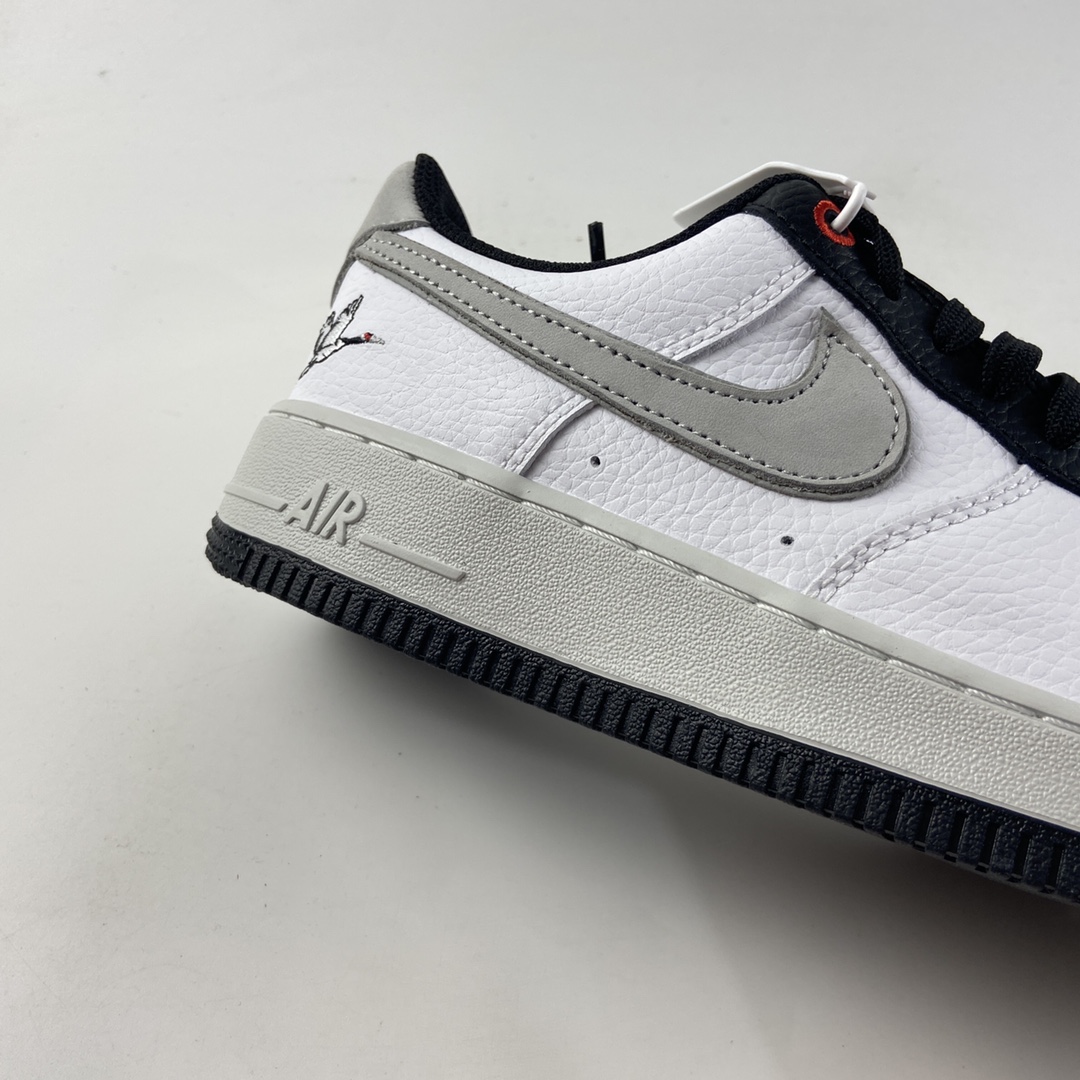 P220 NIKE Air Force 1’07 空军一号低帮休闲运动板鞋 DA8482-100