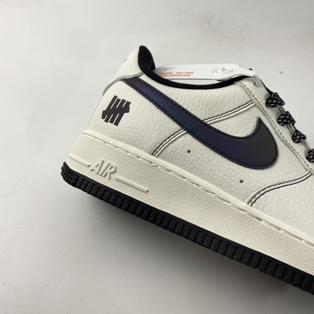 P240  NIKE Air Force 1’07 Low Su19 空军一号3M反光低帮休闲板鞋 UN2588-121