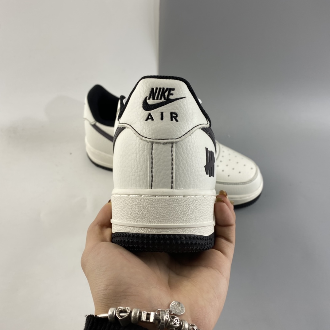 P240  NIKE Air Force 1’07 Low Su19 空军一号3M反光低帮休闲板鞋 UN2588-121