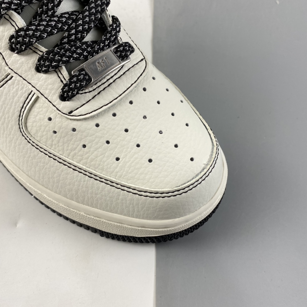 P240  NIKE Air Force 1’07 Low Su19 空军一号3M反光低帮休闲板鞋 UN2588-121