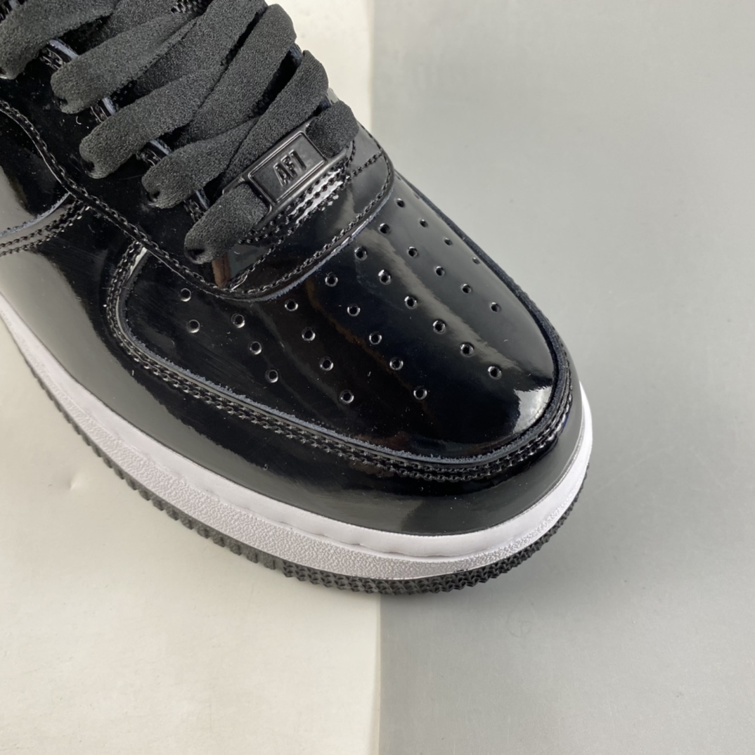 P200  NIKE Air Force 1 空军一号低帮运动休闲板鞋 AH6827-001