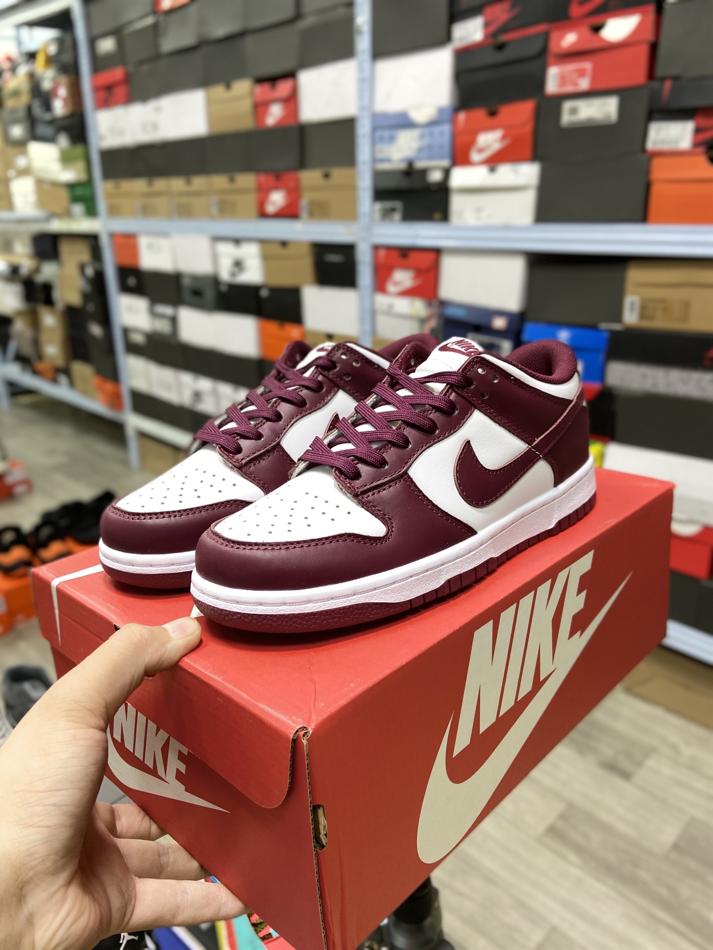 Nike SB DuNIKE LowTeam RedBordeaux White Wine Red Skateboard Shoes DD1503-108