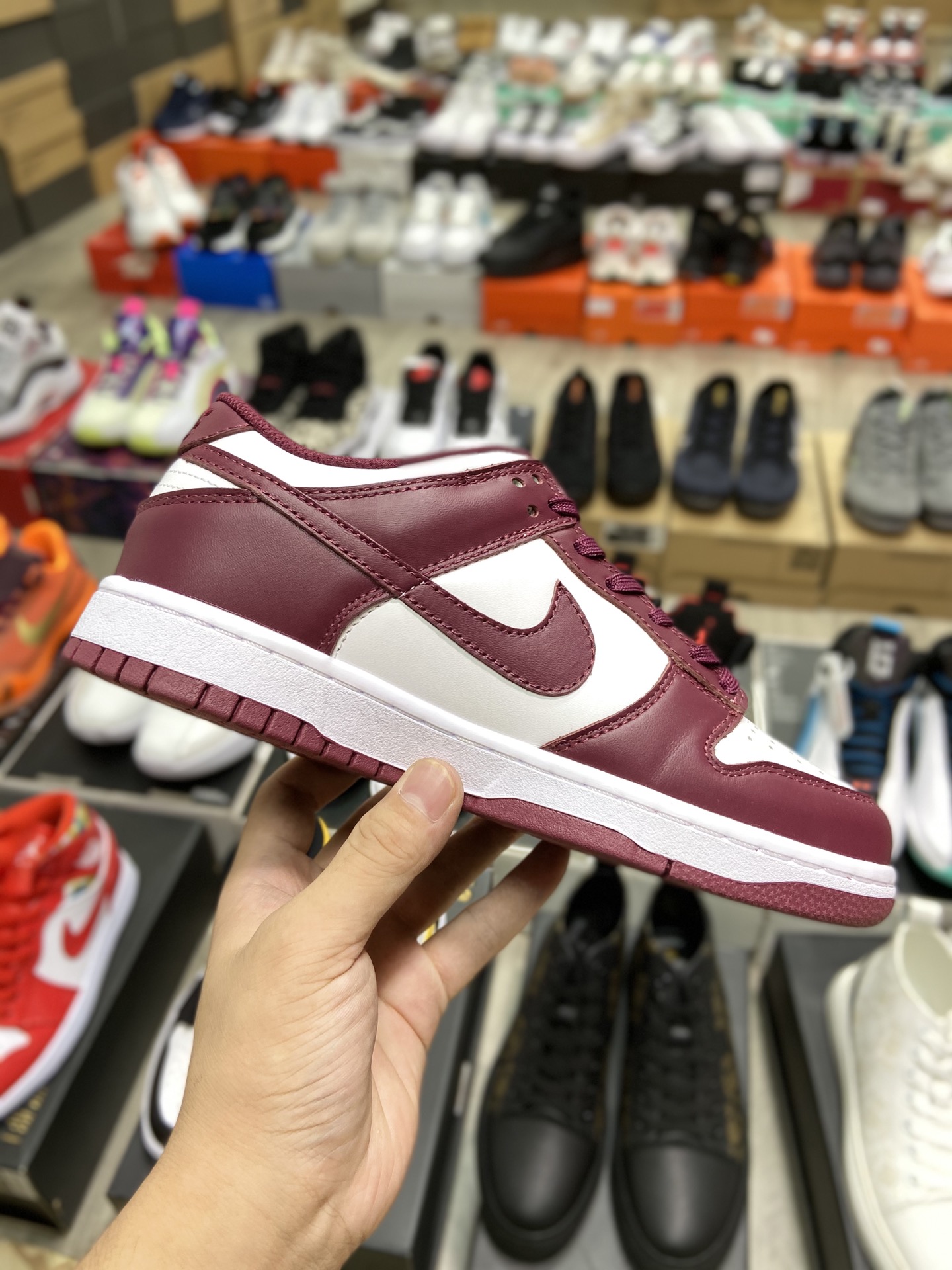 Nike SB DuNIKE LowTeam RedBordeaux White Wine Red Skateboard Shoes DD1503-108