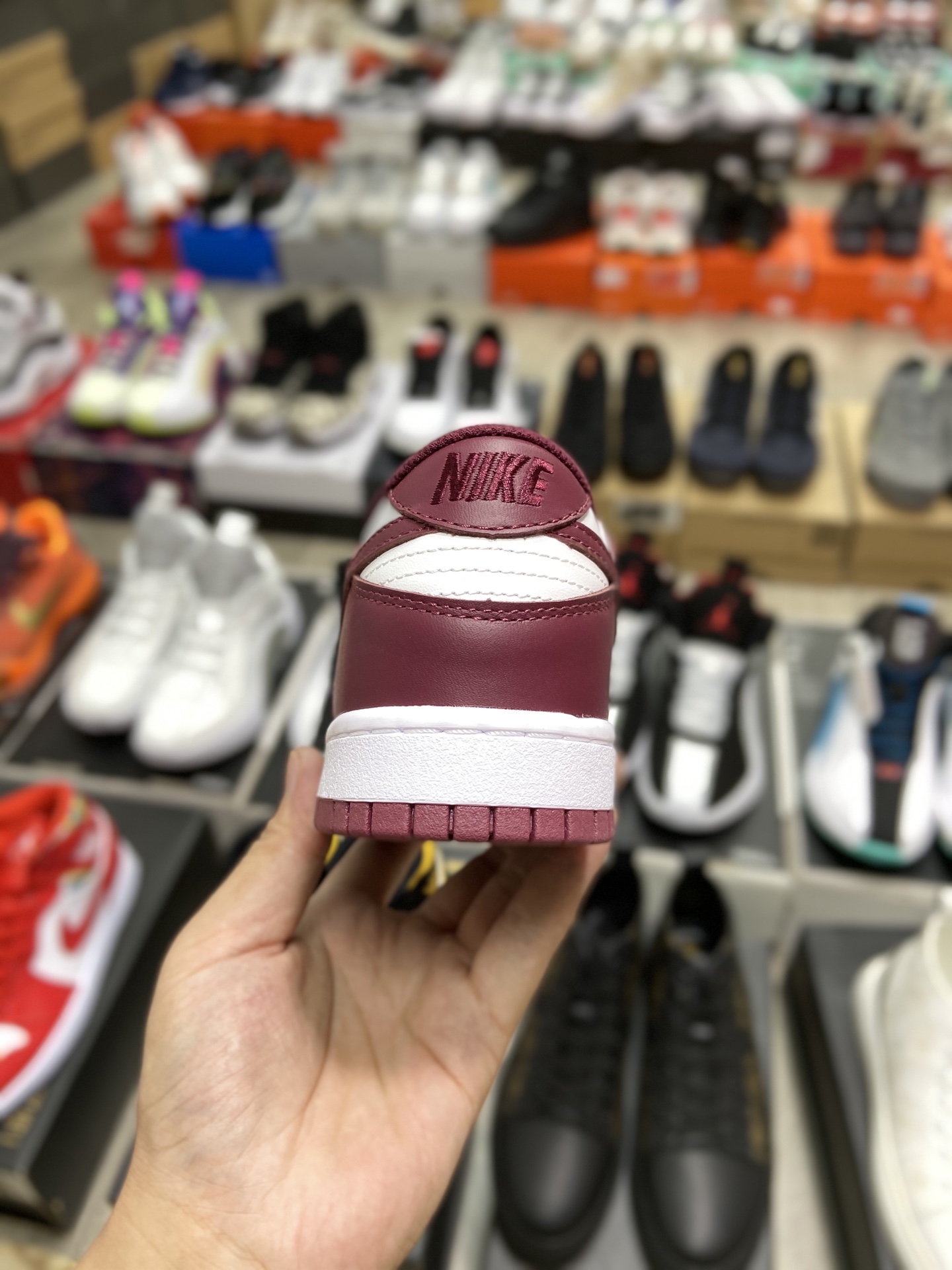 Nike SB DuNIKE LowTeam RedBordeaux White Wine Red Skateboard Shoes DD1503-108