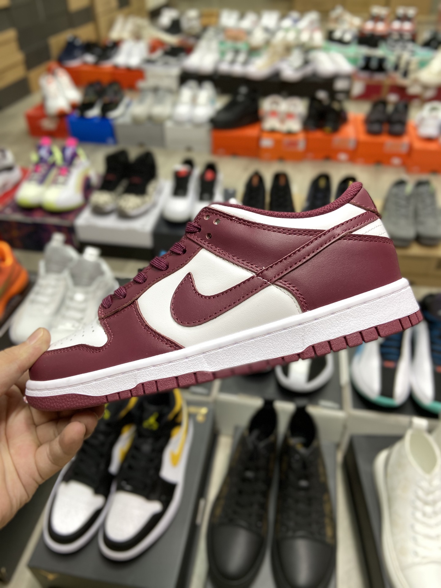 Nike SB DuNIKE LowTeam RedBordeaux White Wine Red Skateboard Shoes DD1503-108