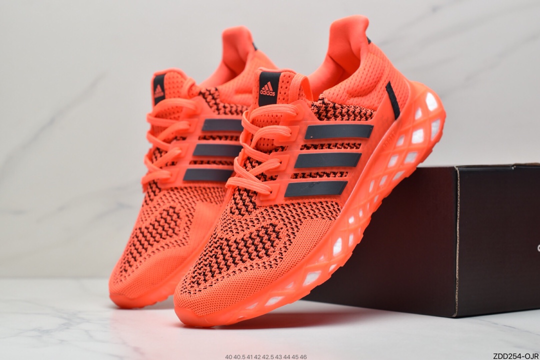 230 阿迪达斯ULTRABOOST WER DNA针织透气鞋面 真爆大底复古跑鞋GY4166
