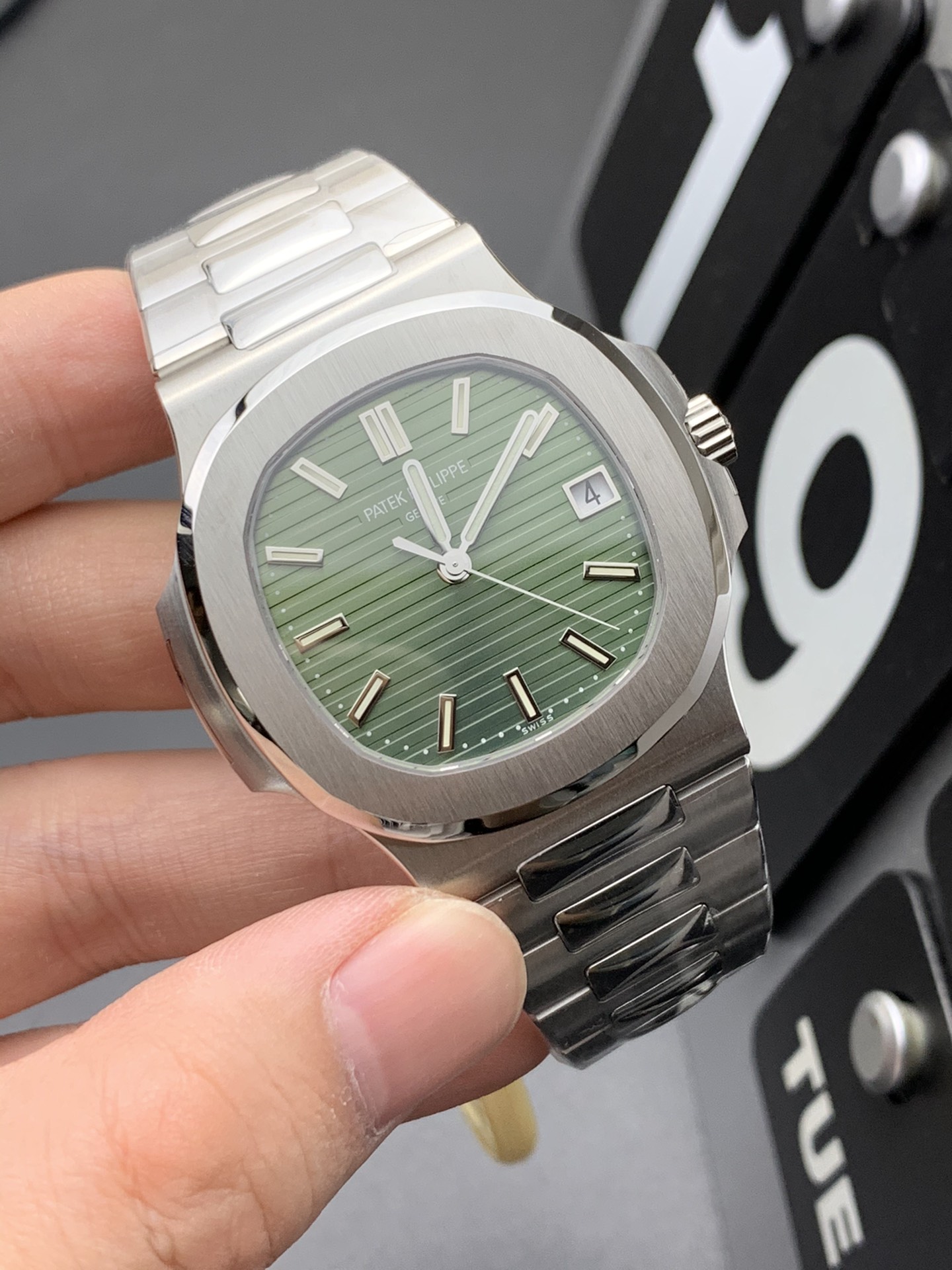 Patek Philippe PPF 绿鹦鹉螺