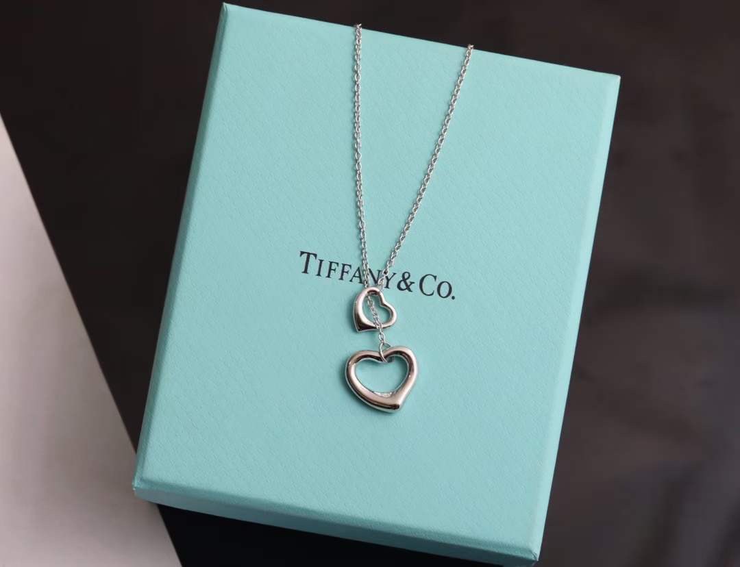 Tiffany & Co. Tiffany &Co.大小爱心锁骨项链