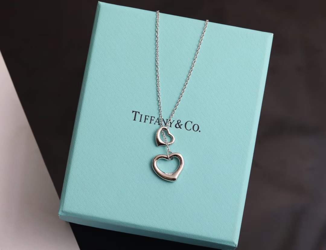 Tiffany & Co. Tiffany &Co.大小爱心锁骨项链