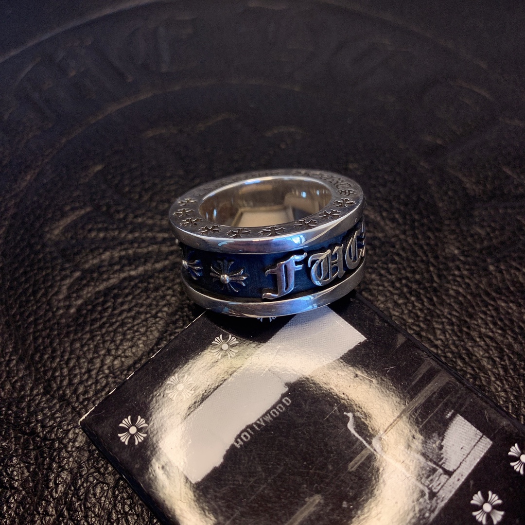 Chrome Hearts 𝗖𝗵𝗿𝗼𝗺𝗲 𝗛𝗲𝗮𝗿𝘁𝘀 克罗心Fuckyou旋转戒指