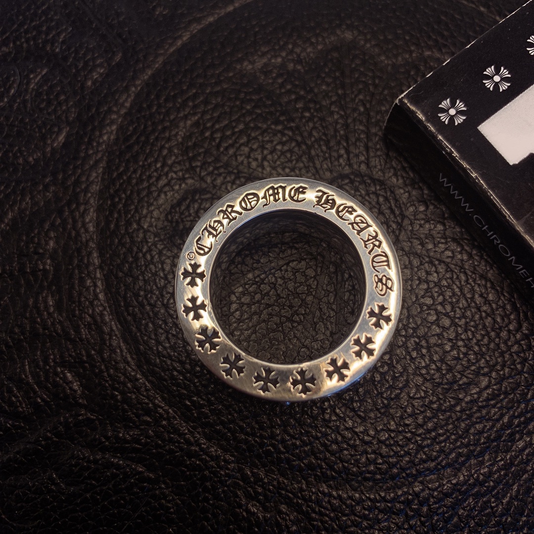 Chrome Hearts 𝗖𝗵𝗿𝗼𝗺𝗲 𝗛𝗲𝗮𝗿𝘁𝘀 克罗心Fuckyou旋转戒指