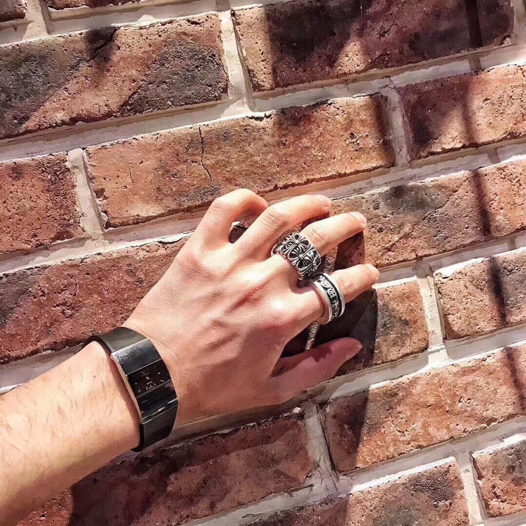 Chrome Hearts 𝗖𝗵𝗿𝗼𝗺𝗲 𝗛𝗲𝗮𝗿𝘁𝘀 克罗心Fuckyou旋转戒指