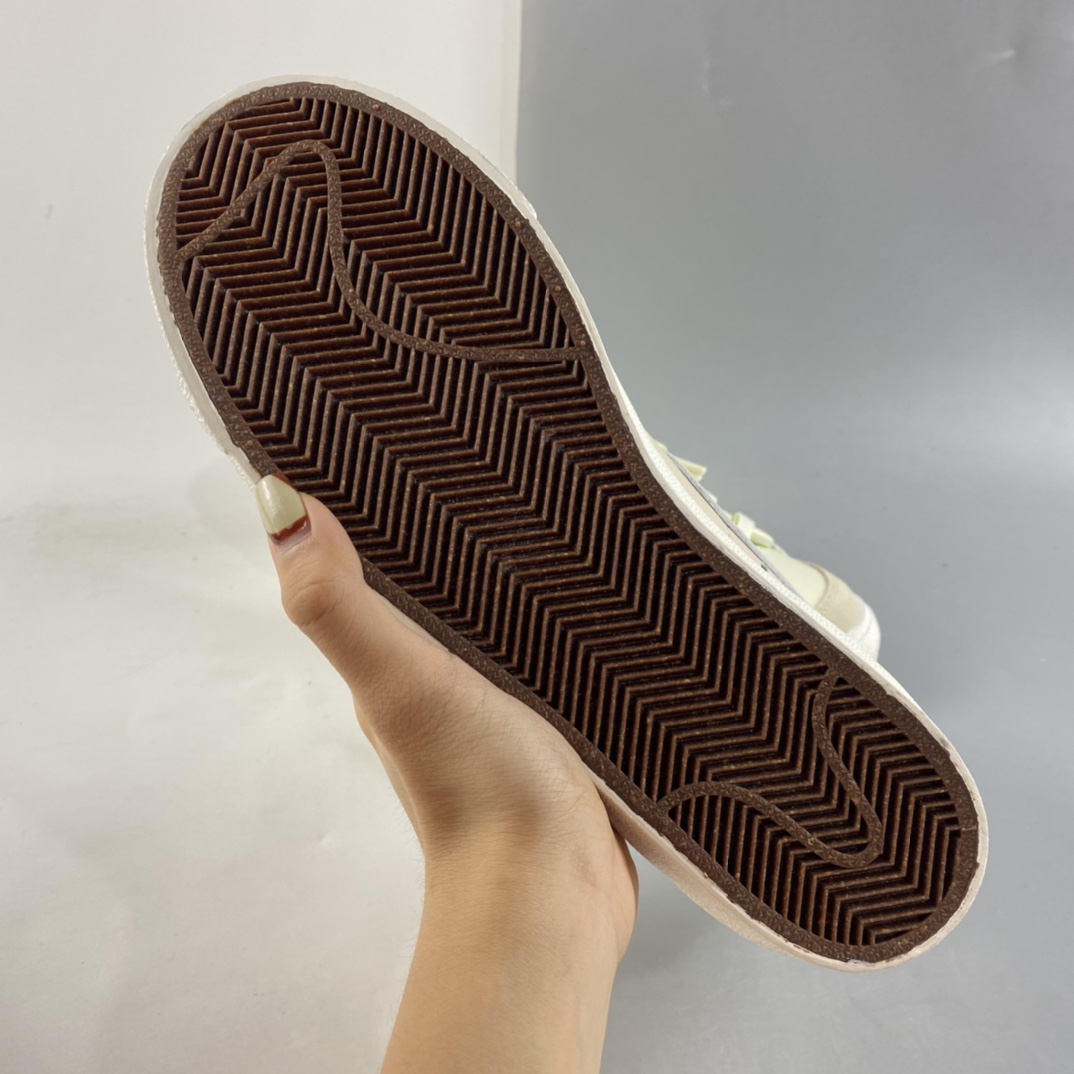 P150 NIKE Blazer Low ’77 Vintage 开拓者皮面低帮休闲板鞋 DM7186-011