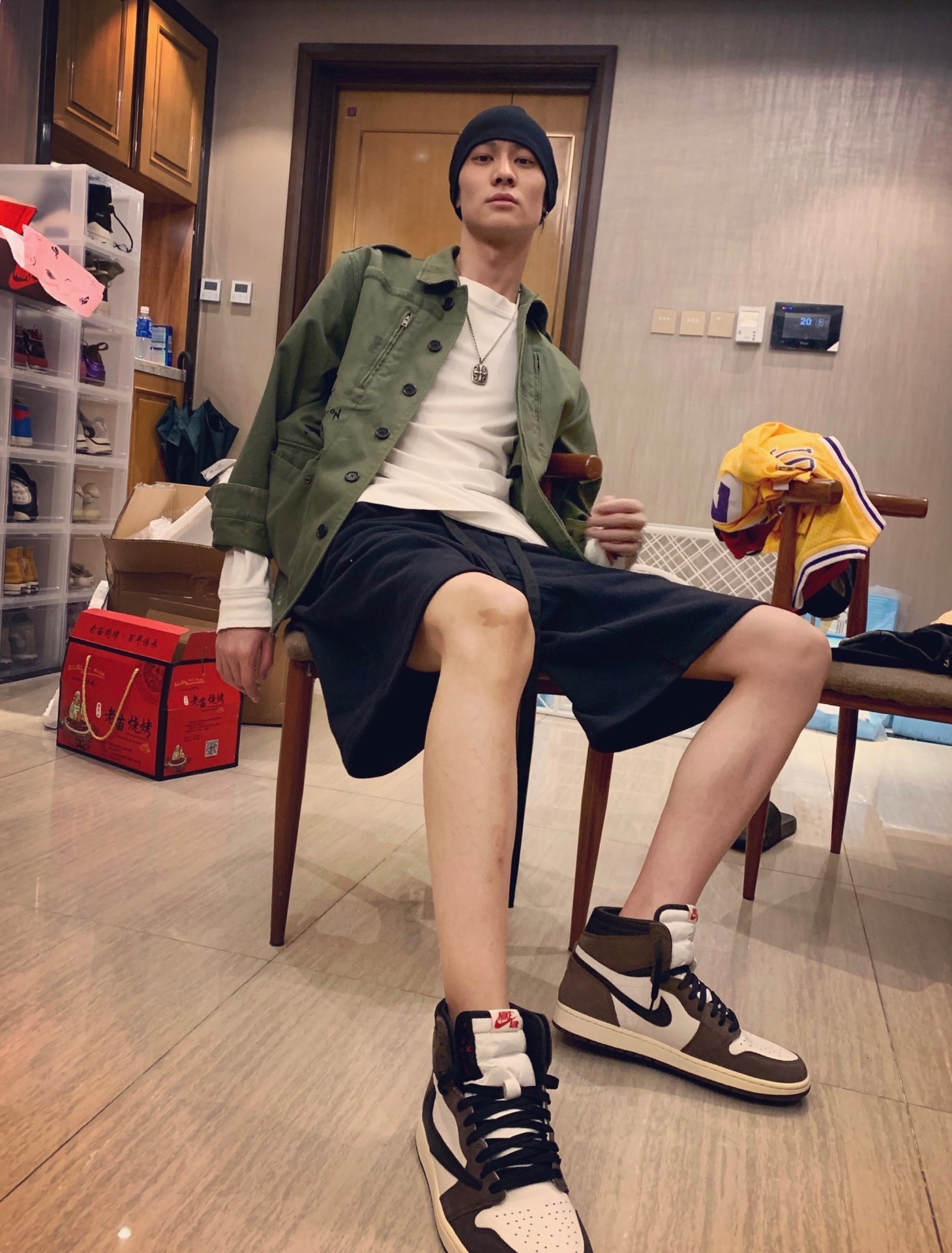Chrome Hearts 𝐂𝐡𝐫𝐨𝐦𝐞 𝐡𝐞𝐚𝐭𝐬克罗心 十字蔓藤牌项链