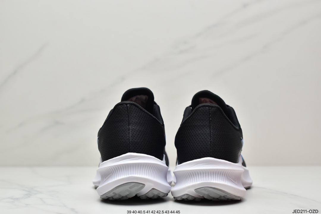 150 耐克/Nike Downshifter 11 登月V11代 网面超轻透气跑步鞋CW3411