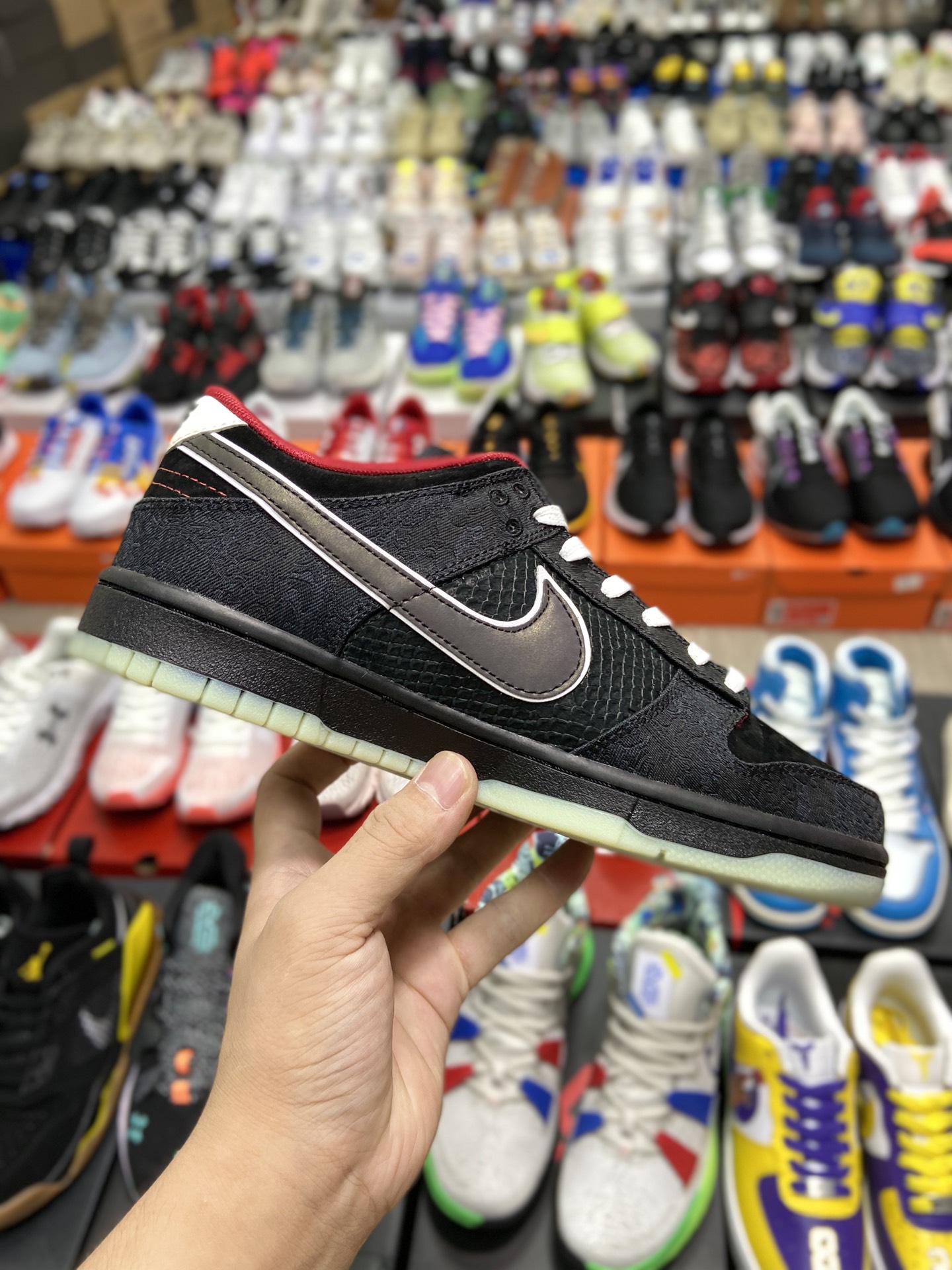 280 耐克LPL x NIKE SB Dunk Low League Of Legends Pro League Pz联名款丝绸夜光DO2327-011