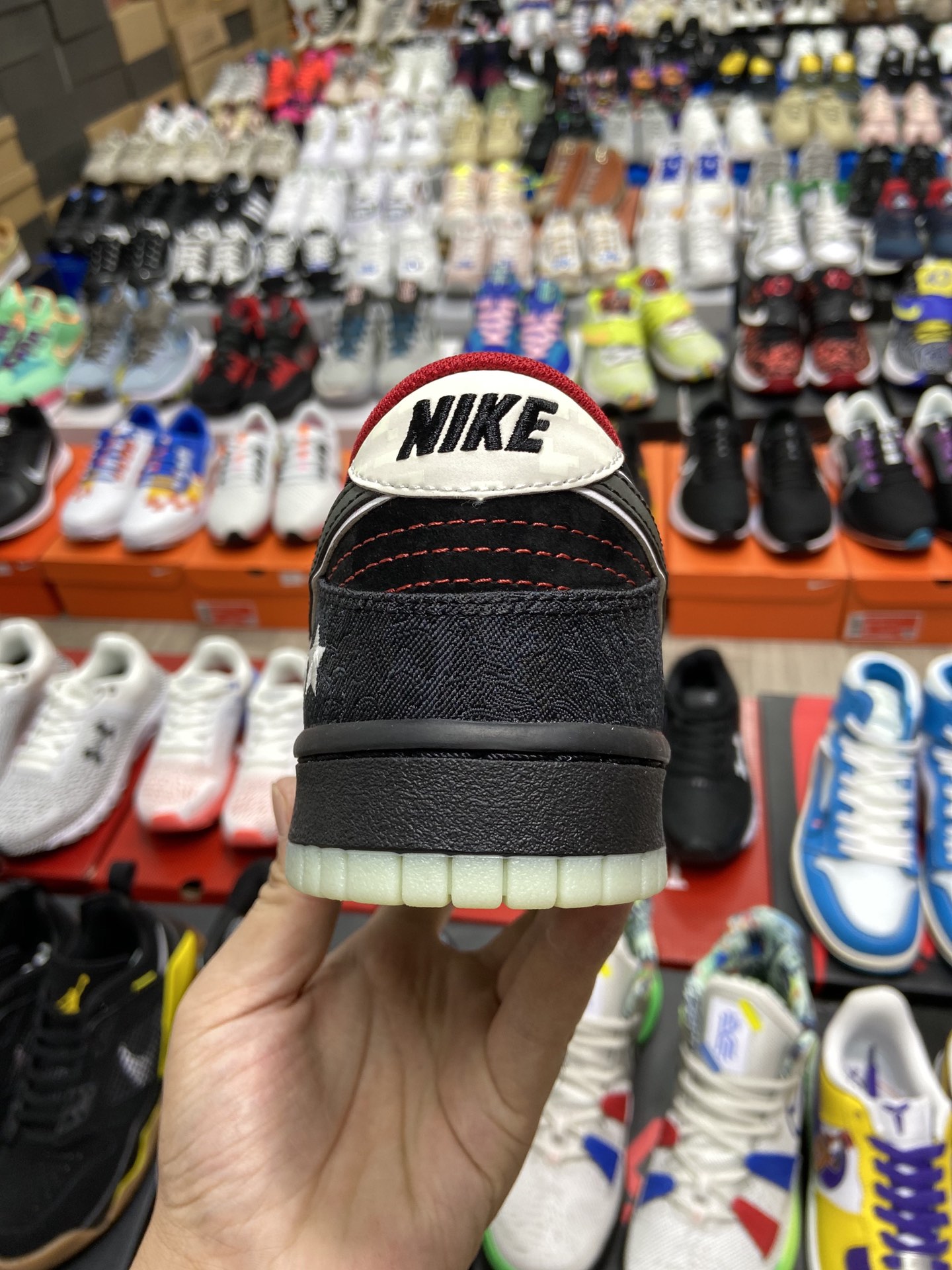 280 耐克LPL x NIKE SB Dunk Low League Of Legends Pro League Pz联名款丝绸夜光DO2327-011