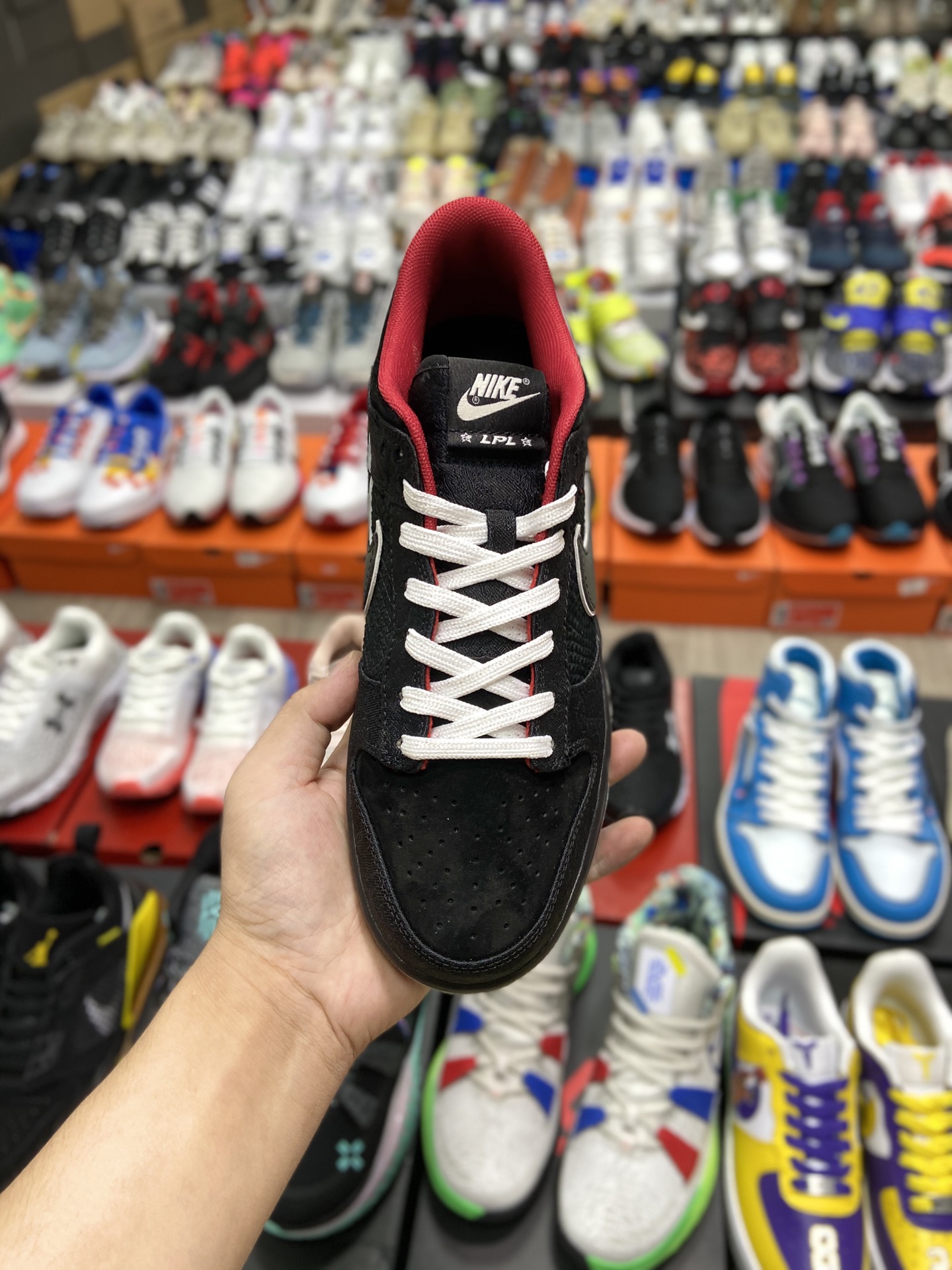 280 耐克LPL x NIKE SB Dunk Low League Of Legends Pro League Pz联名款丝绸夜光DO2327-011