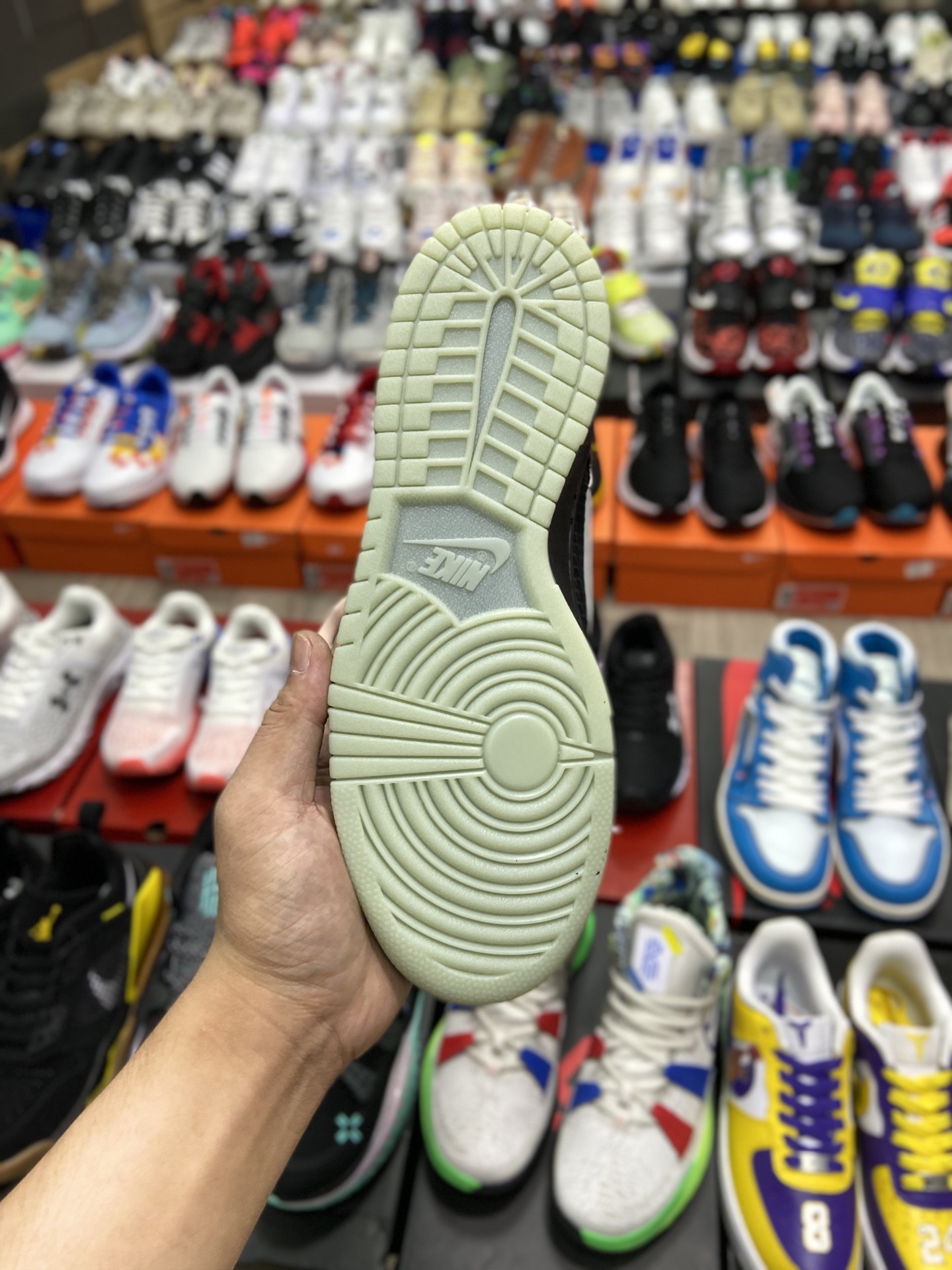 280 耐克LPL x NIKE SB Dunk Low League Of Legends Pro League Pz联名款丝绸夜光DO2327-011