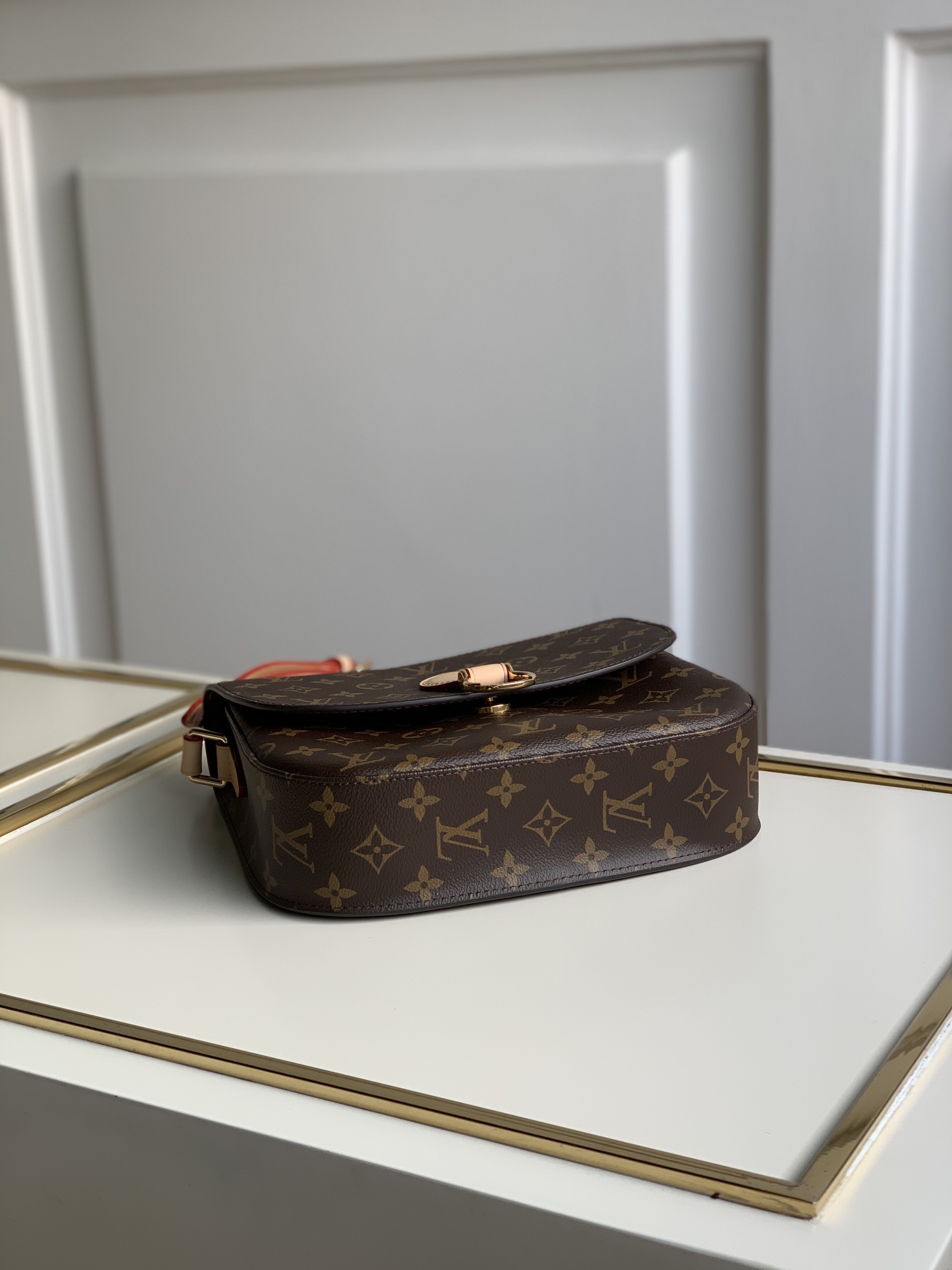 Louis Vuitton LV 中古系列马鞍包 M51242