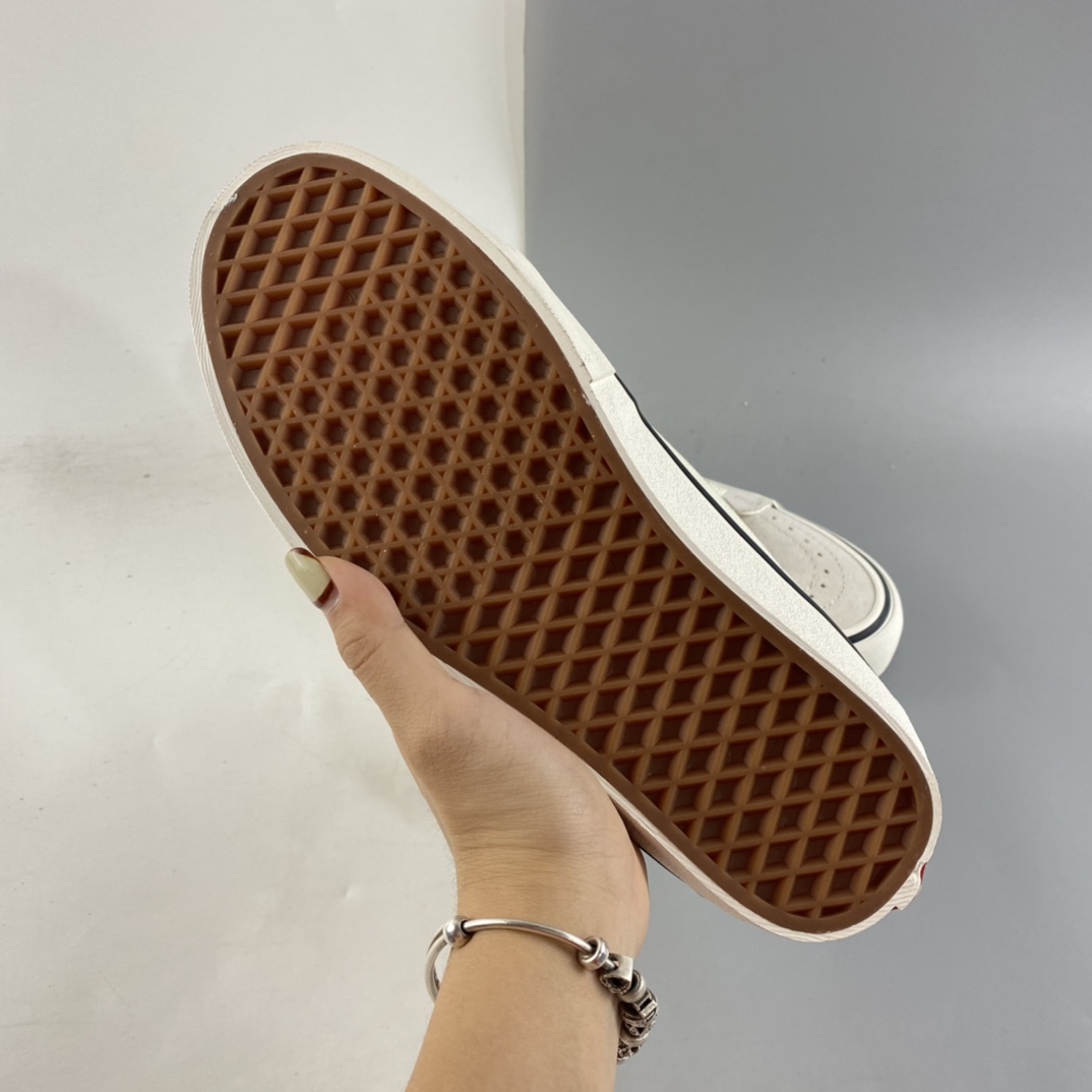 P160  Vans SK8-Hi PRO 范斯专业滑板系列 VN000VHGW6D