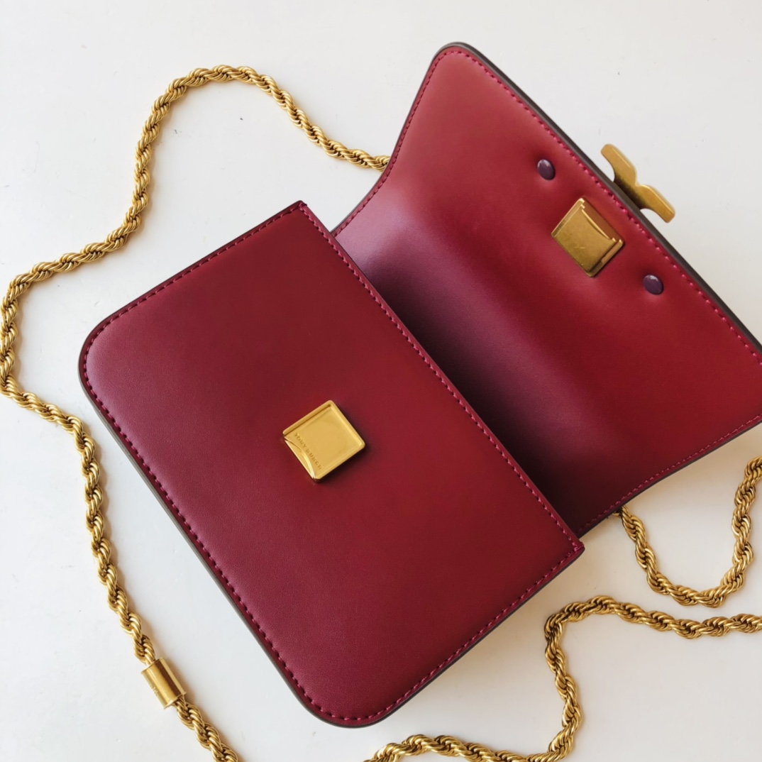 Tory Burch ～206款 【酒红 】 TORY