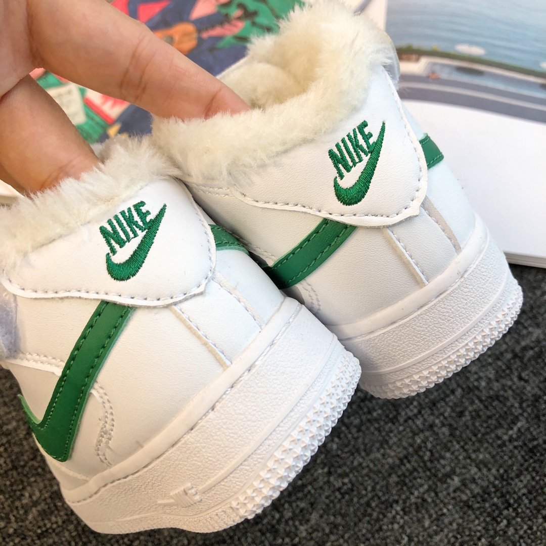 图片[6]-现货🔥 空军加绒魔术贴童鞋👏 透过屏幕就能感受到它有多好了，头层的皮面柔软有质感，环保绒！温暖的同时又倍感柔软，毛绒绒的仿佛用手在触摸小兔子一般，品质又好颜值又高的鞋子，孩子肯定超喜欢穿巨百搭款❗️❗️冲鸭🔥ET847-选品中心