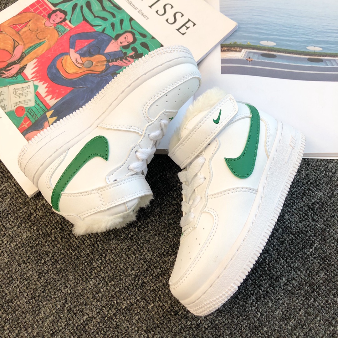 图片[5]-现货🔥 空军加绒魔术贴童鞋👏 透过屏幕就能感受到它有多好了，头层的皮面柔软有质感，环保绒！温暖的同时又倍感柔软，毛绒绒的仿佛用手在触摸小兔子一般，品质又好颜值又高的鞋子，孩子肯定超喜欢穿巨百搭款❗️❗️冲鸭🔥ET847-选品中心