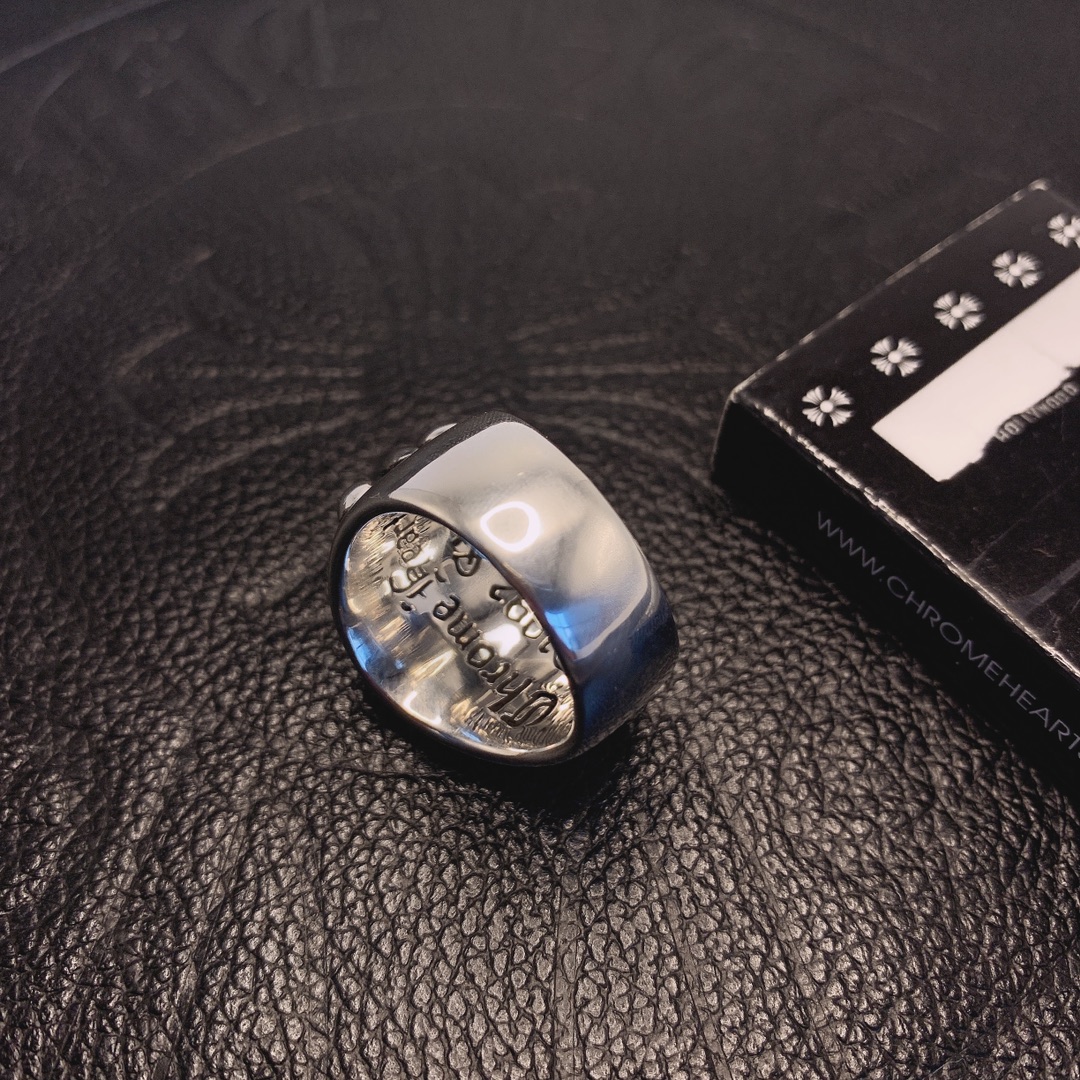 Chrome Hearts 品质克罗心Chrome heart keeper十字花守护着戒指