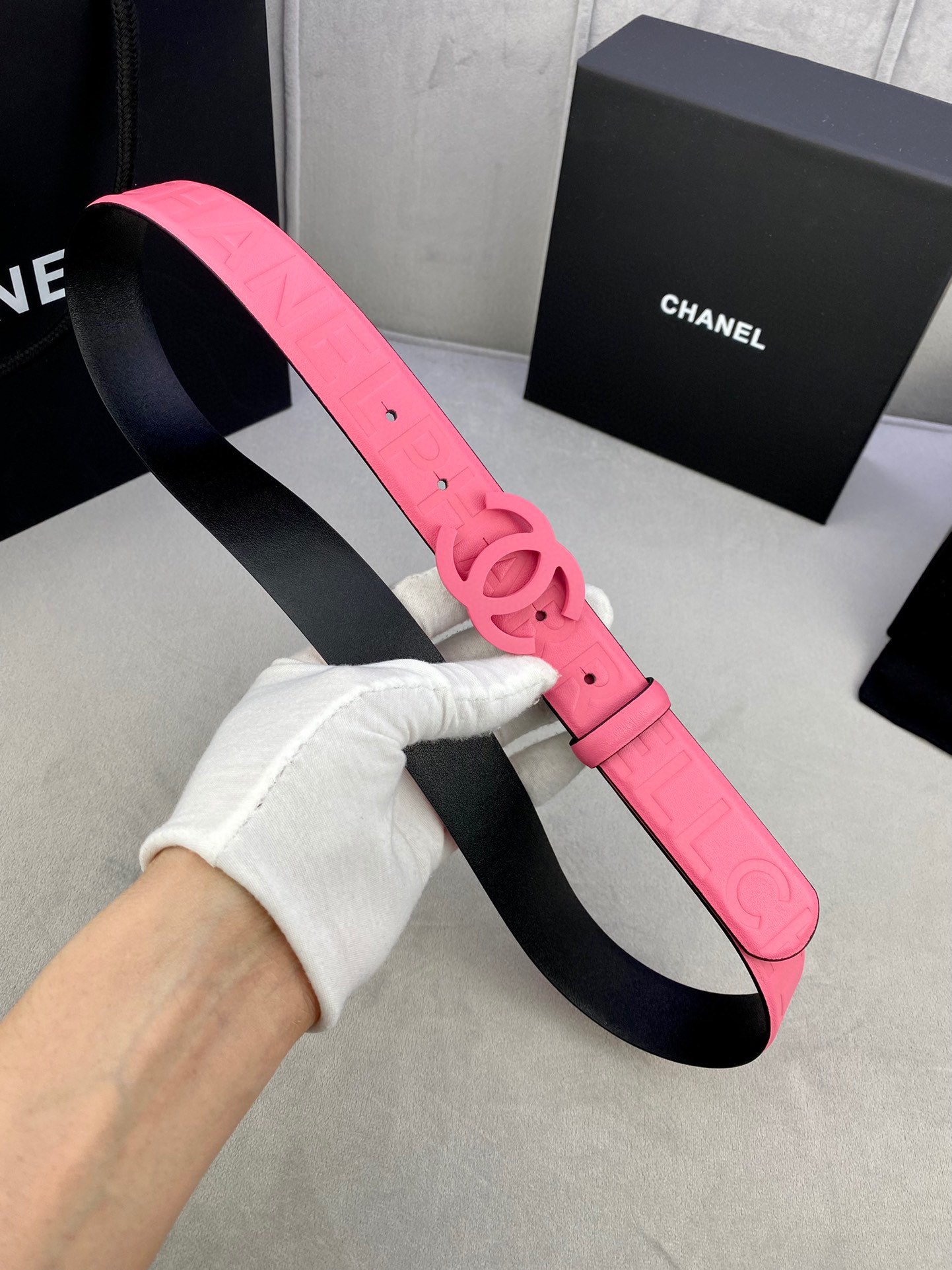 Chanel 柔らかい小牛皮の幅3.0cmベルトとマットスチールバックル