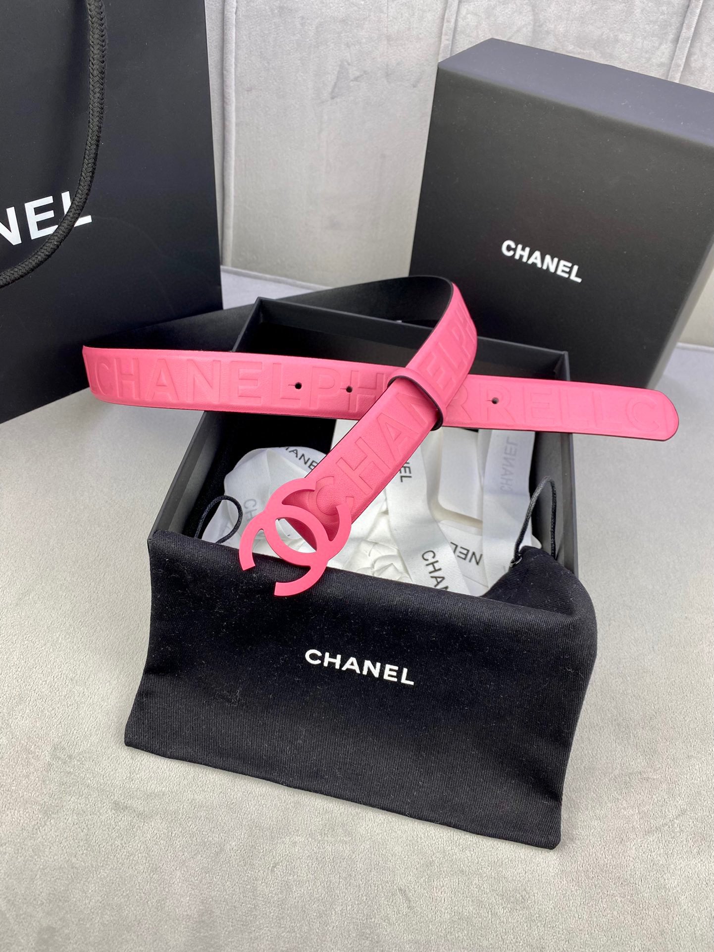 Chanel 柔らかい小牛皮の幅3.0cmベルトとマットスチールバックル