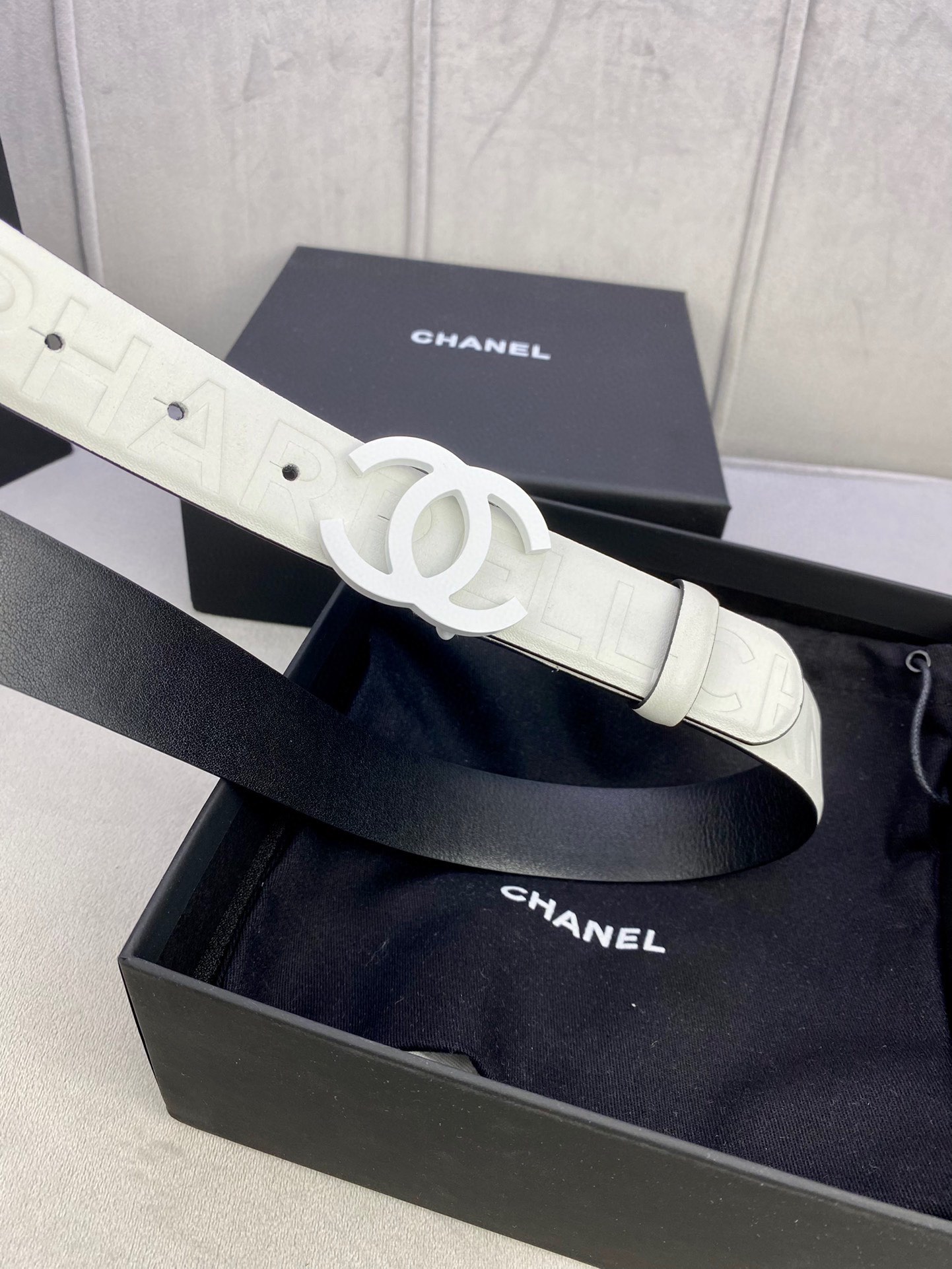 Chanel 柔らかい小牛皮ベルト 3.0cm幅 高級ステンレスバックル