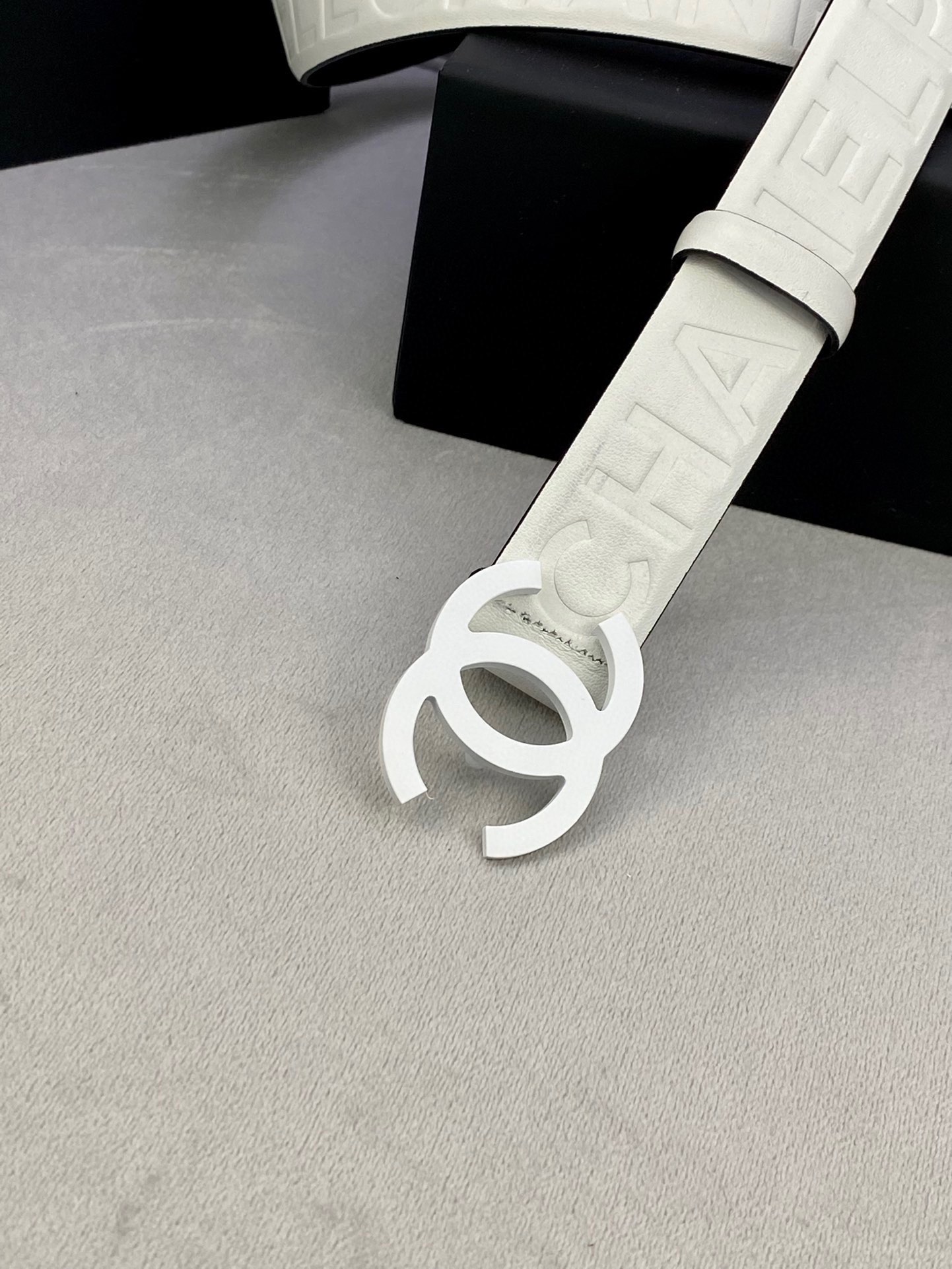 Chanel 柔らかい小牛皮ベルト 3.0cm幅 高級ステンレスバックル