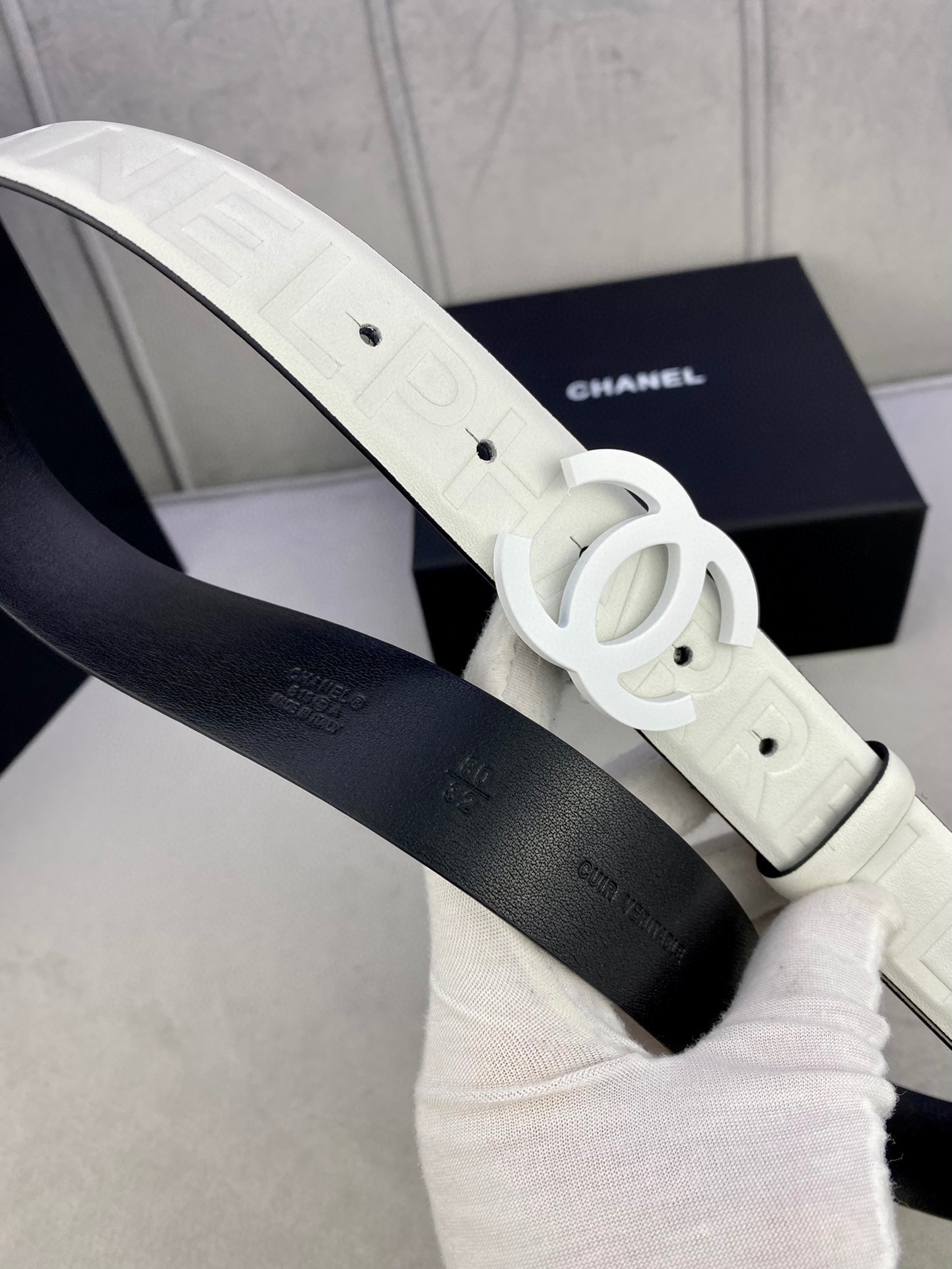 Chanel 柔らかい小牛皮ベルト 3.0cm幅 高級ステンレスバックル
