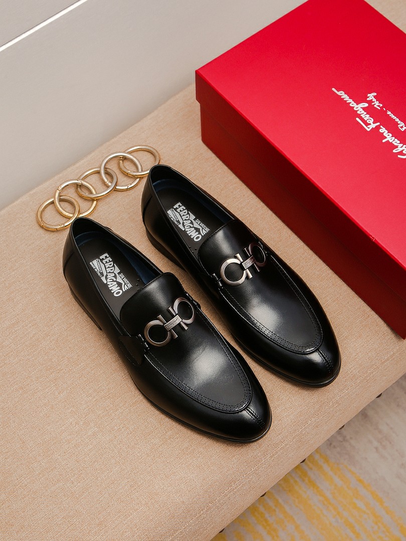 J0  Ferragamo「 菲拉格慕」皮鞋正码