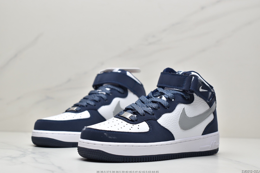 240 午夜蓝”满天星  NIke Air Force 1 ’07 Mid “ 空军一号中帮运动休闲板鞋 AQ2263-115
