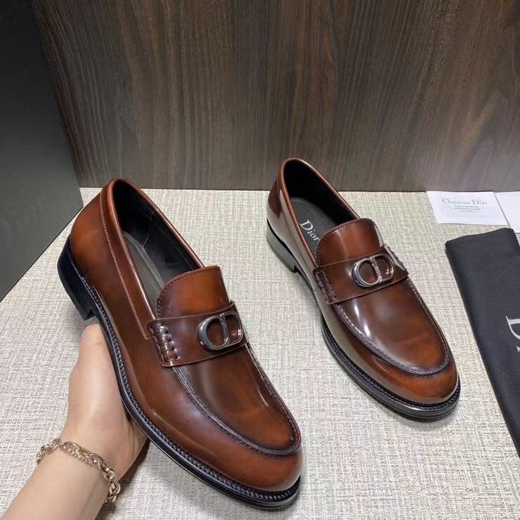 Dior Style Leather Men's Shoes style reference detail image 3 from source 782344