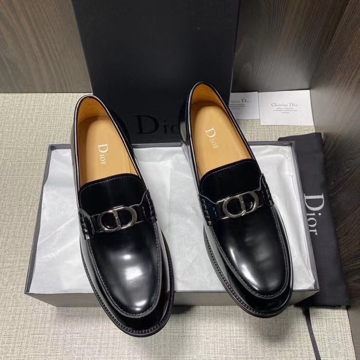 Dior Style Leather Men's Shoes style reference detail image 9 from source 782354