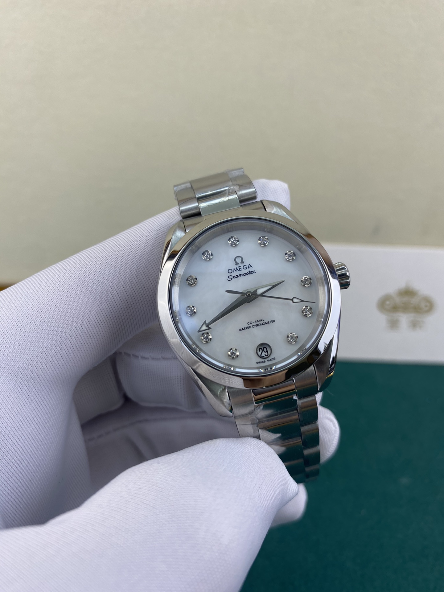 Omega 皇家 欧米茄海马系列女装