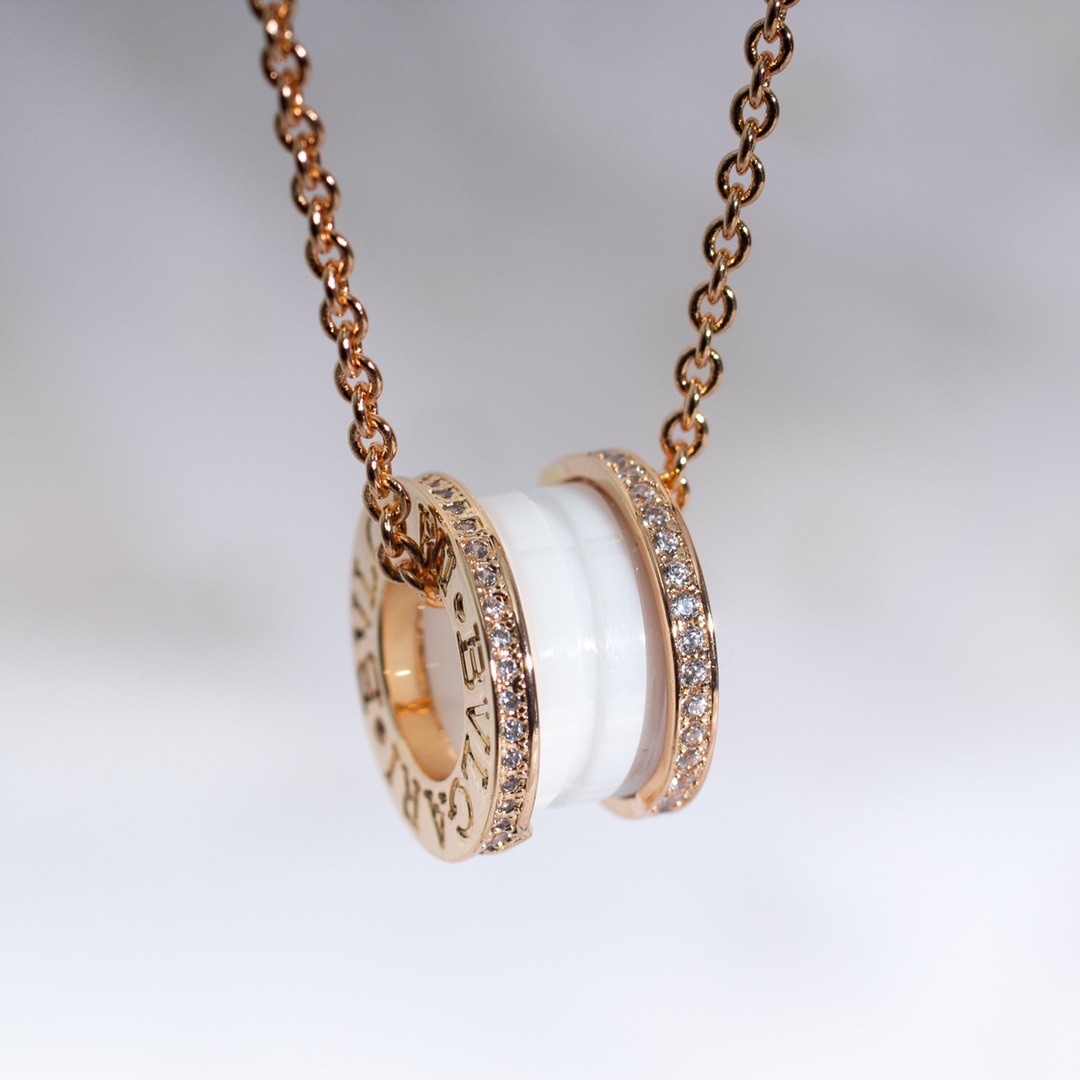 Bvlgari Jewelry Necklaces & Pendants First Copy
 White Set With Diamonds