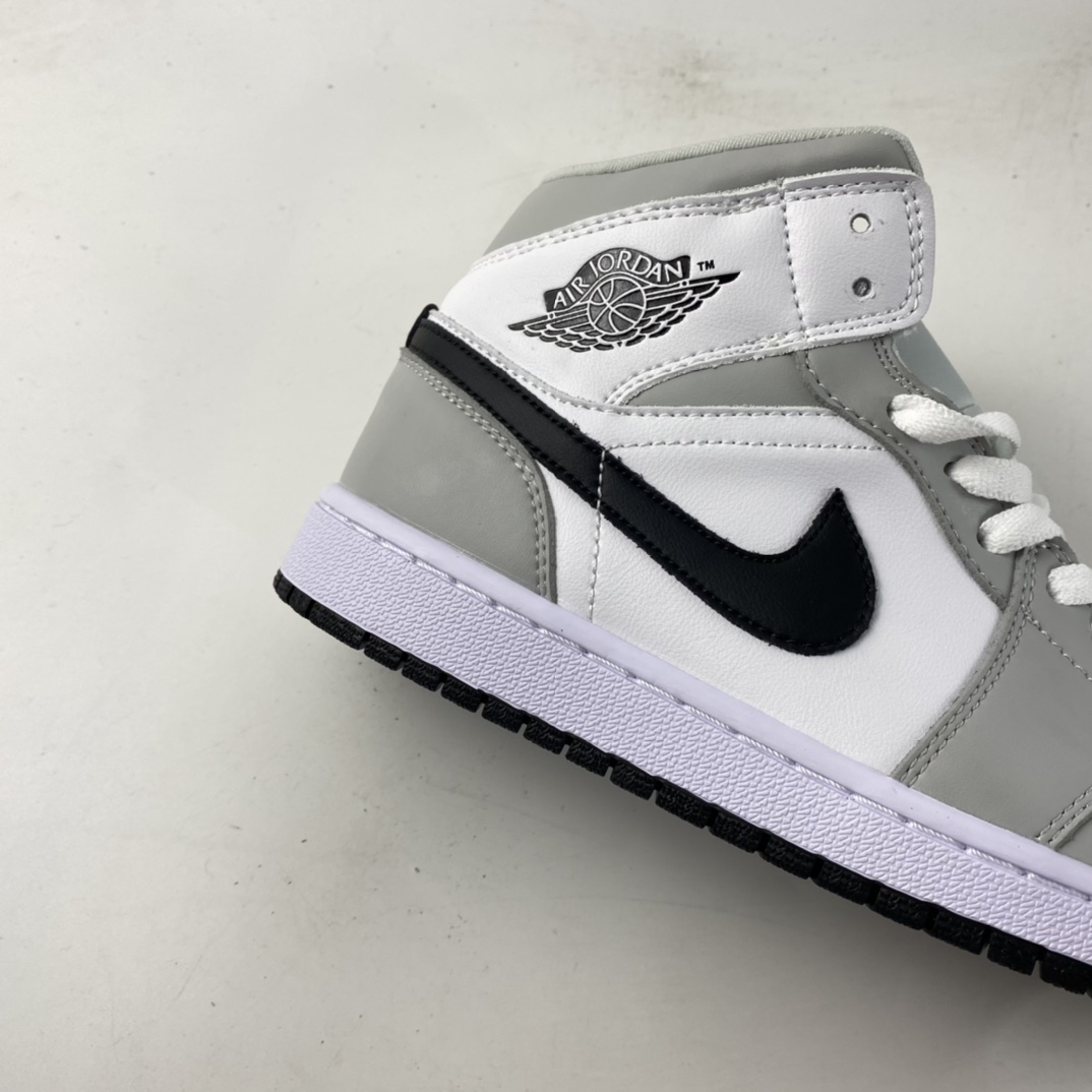 P220  Air Jordan 1 Mid AJ1 乔1 中帮百搭休闲运动板鞋 BQ6472-015