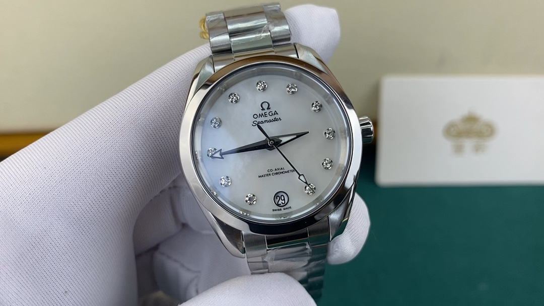 Omega 皇家 欧米茄海马系列女装